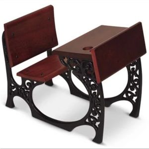 American Girl Doll - Samantha Desk